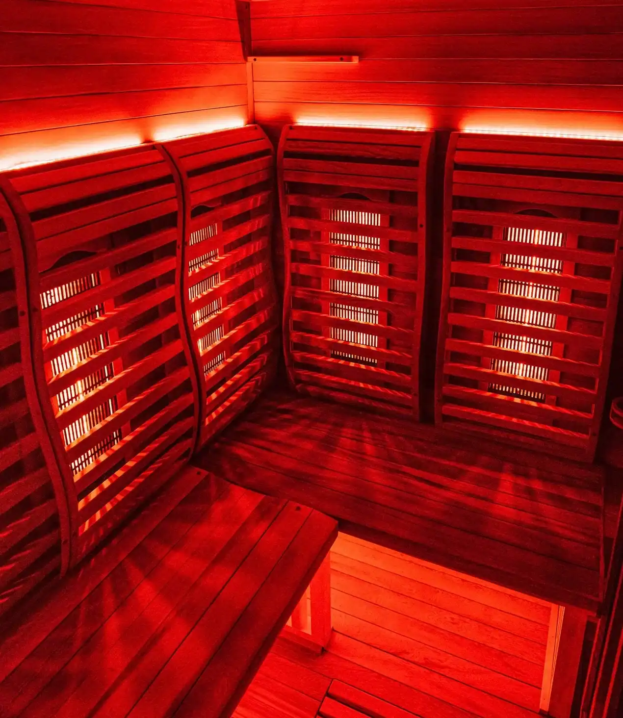 Commercial Full-Spectrum Red Light Therapy Panel integrated in Himalaya IceTech Sauna