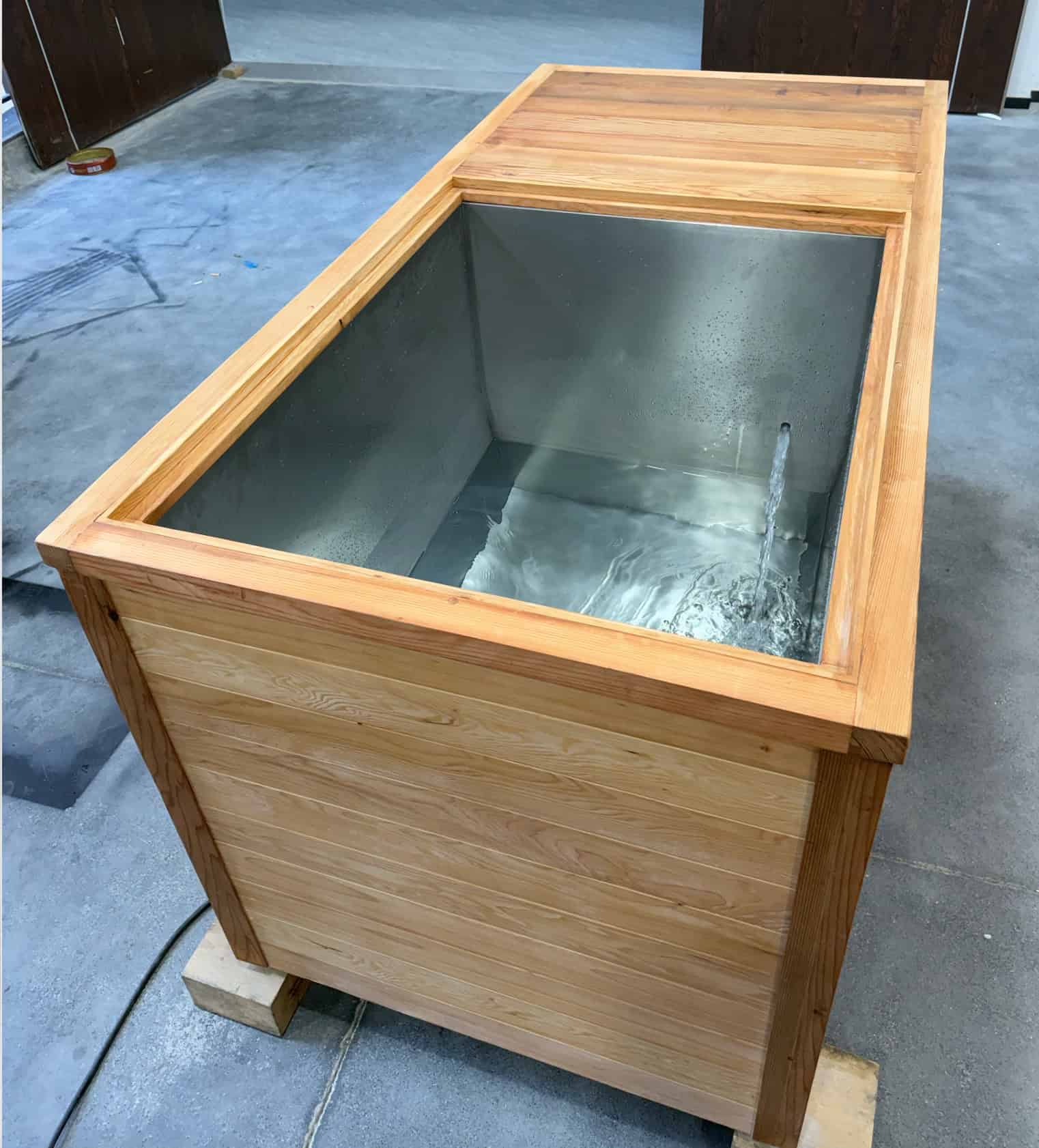hybrid wood stainless cold plunge